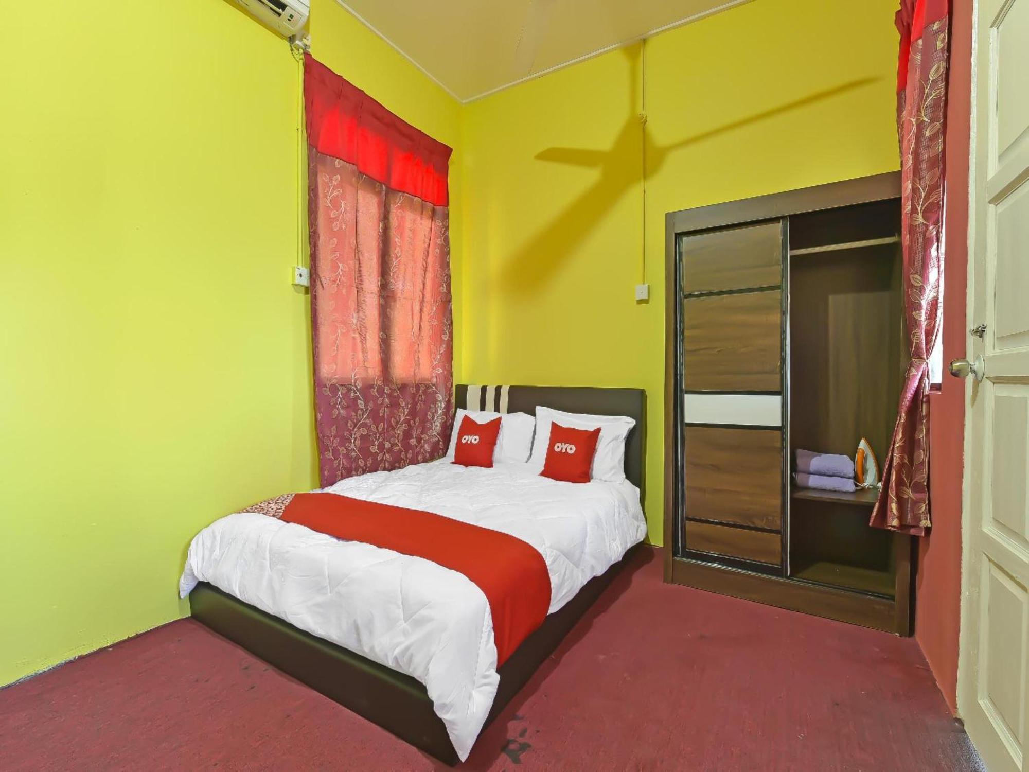 Oyo 90744 Bari Indah Beach Resort Kuala Terengganu Exterior photo